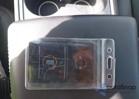 2023 Tesla Model 3 z USA, uszkodzony, nr VIN 5YJ3E1EA0PF693637